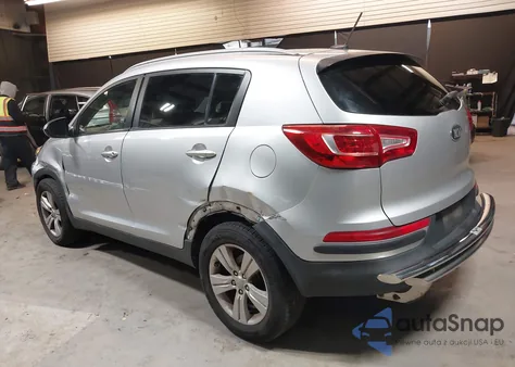 2013 Kia Sportage Lx z USA, uszkodzony, nr VIN KNDPBCA28D7387789